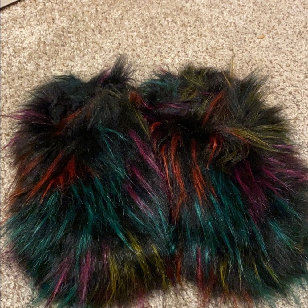 Steve Madden fluffy slippers black